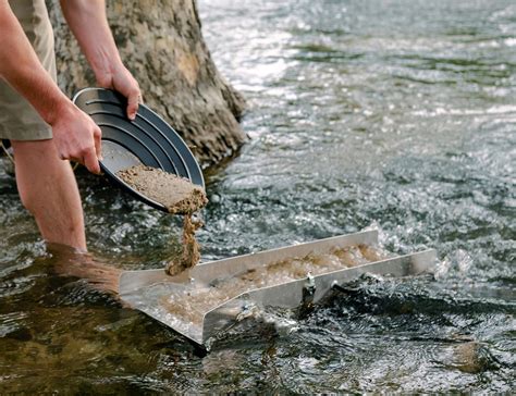 setting up a sluice box